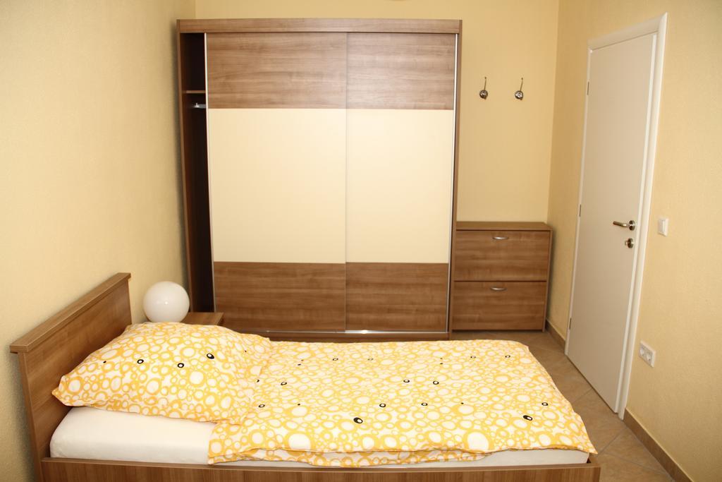 Apartments Jadera ปริฟลากา ภายนอก รูปภาพ